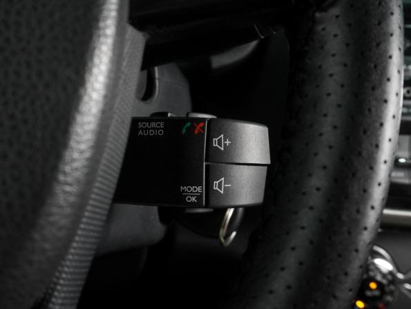 Renault Logan II с пробегом 2014 года, цена 519 000 рублей, 263365 км, седан, Автокод Объявления