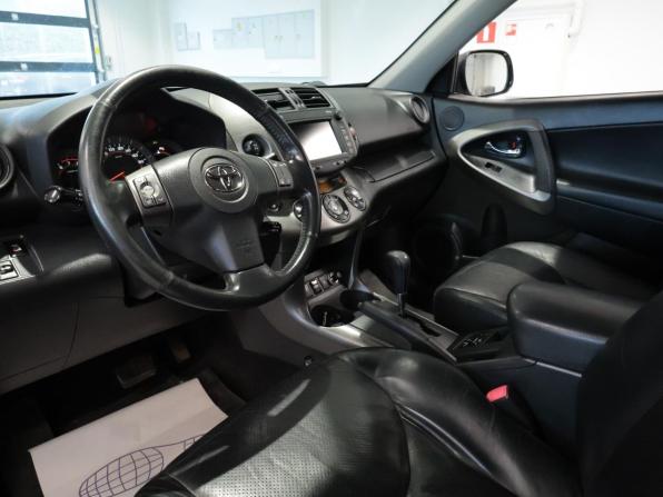 Toyota RAV4 III (XA30) Рестайлинг с пробегом 2012 года, цена 1 444 700 рублей, 231651 км, внедорожник, Автокод Объявления