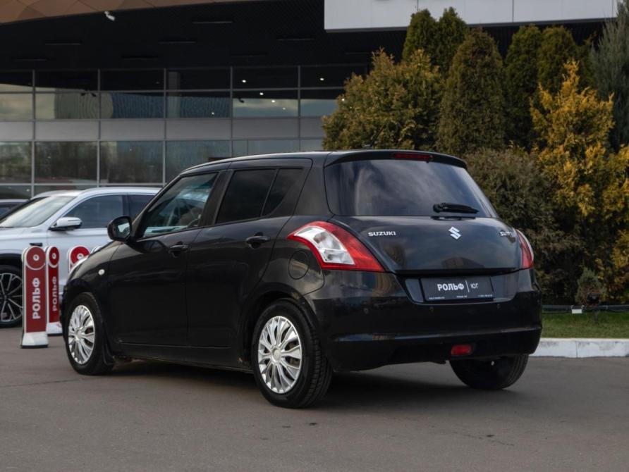 Suzuki Swift IV Москва  - изображение 5