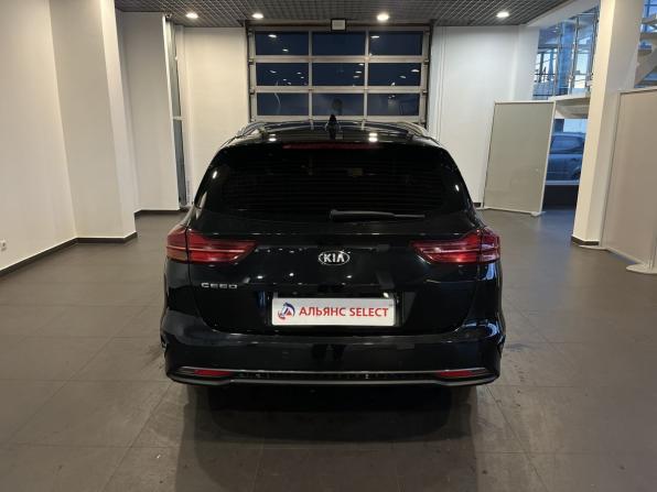Kia Ceed III с пробегом 2021 года, цена 2 140 000 рублей, 93194 км, универсал, Автокод Объявления