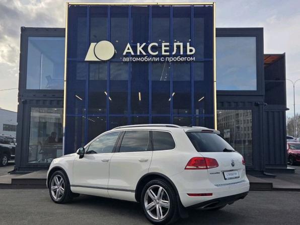 Volkswagen Touareg II с пробегом 2011 года, цена 1 899 000 рублей, 218000 км, внедорожник, Автокод Объявления