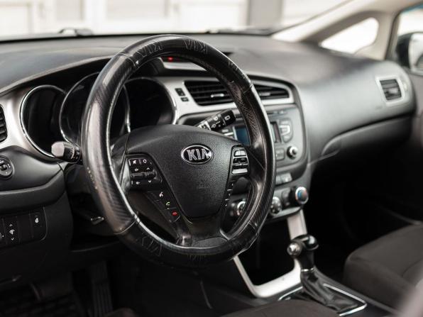 Kia Ceed II с пробегом 2013 года, цена 925 000 рублей, 243746 км, хэтчбек, Автокод Объявления