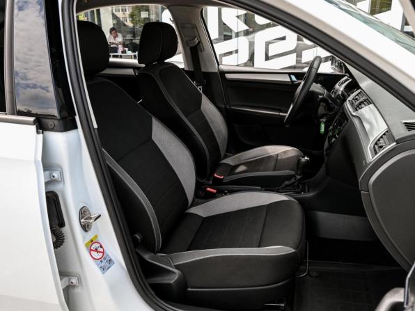 Skoda Rapid I Рестайлинг с пробегом 2019 года, цена 1 444 000 рублей, 159955 км, лифтбек, Автокод Объявления