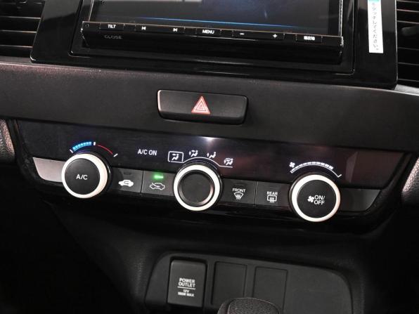 Honda Fit IV с пробегом 2021 года, цена 1 399 000 рублей, 72032 км, хэтчбек, Автокод Объявления
