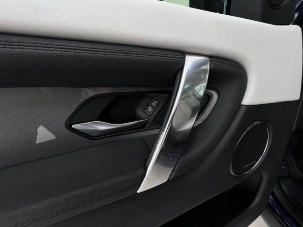 Land Rover Discovery Sport I с пробегом 2019 года, цена 2 350 000 рублей, 106214 км, внедорожник, Автокод Объявления