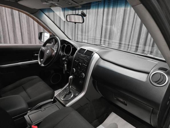 Suzuki Grand Vitara II Рестайлинг с пробегом 2010 года, цена 875 000 рублей, 320000 км, внедорожник, Автокод Объявления