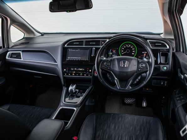 Honda Shuttle II с пробегом 2019 года, цена 1 775 000 рублей, 65305 км, универсал, Автокод Объявления