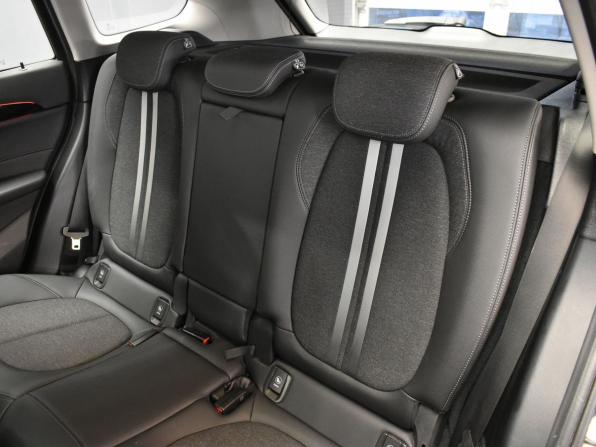 BMW X1 II (F48) Рестайлинг с пробегом 2020 года, цена 3 075 000 рублей, 106000 км, внедорожник, Автокод Объявления