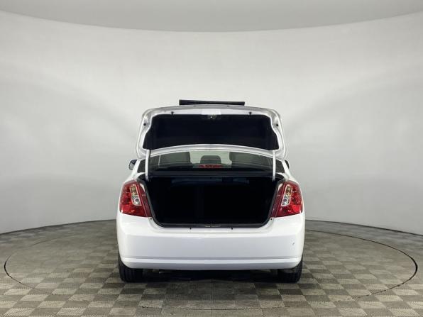 Daewoo Gentra II с пробегом 2015 года, цена 600 000 рублей, 142351 км, седан, Автокод Объявления