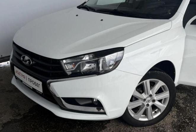 Lada (ВАЗ) Vesta I с пробегом 2020 года, цена 1 075 000 рублей, 52460 км, седан, Автокод Объявления
