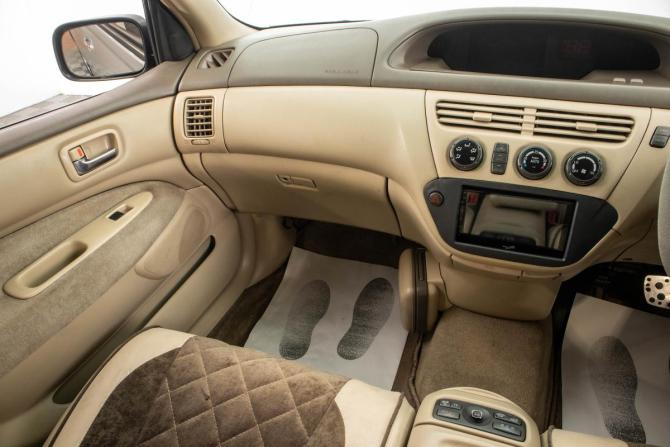 Toyota Vista V (V50) с пробегом 2000 года, цена 499 000 рублей, 299000 км, универсал, Автокод Объявления