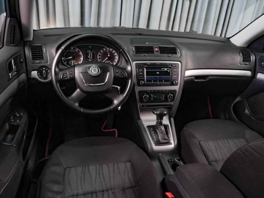 Skoda Octavia II (A5) Рестайлинг Тюмень  - изображение 6