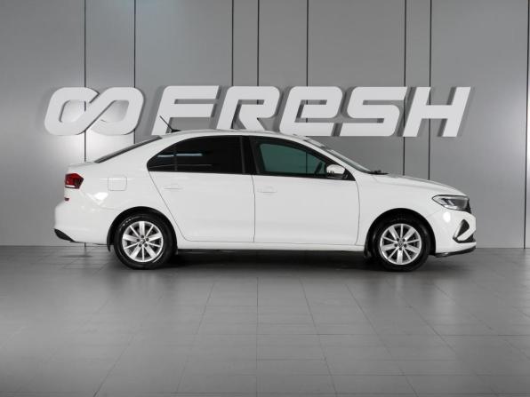 Volkswagen Polo VI с пробегом 2022 года, цена 1 615 000 рублей, 138398 км, лифтбек, Автокод Объявления