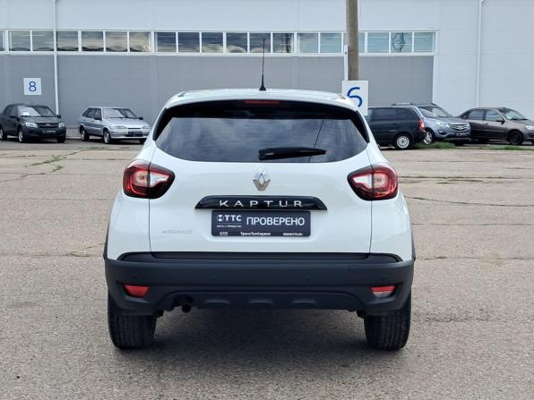 Renault Kaptur I с пробегом 2016 года, цена 975 000 рублей, 150980 км, внедорожник, Автокод Объявления