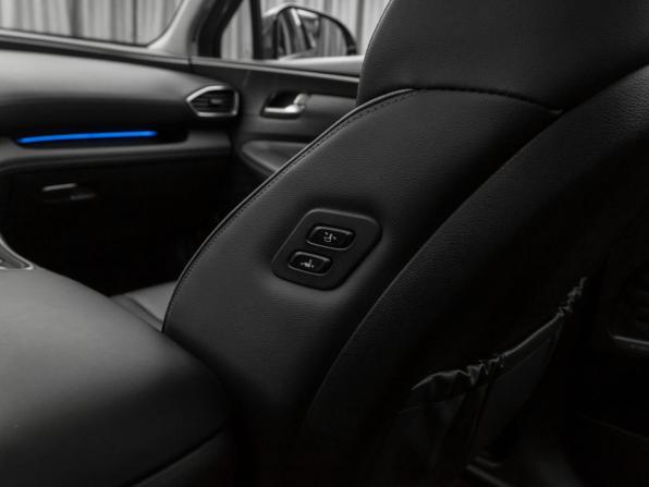 Hyundai Santa Fe IV Рестайлинг с пробегом 2021 года, цена 4 070 000 рублей, 79408 км, внедорожник, Автокод Объявления