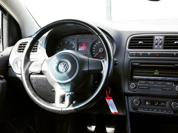 Volkswagen Polo V с пробегом 2012 года, цена 509 000 рублей, 283600 км, седан, Автокод Объявления