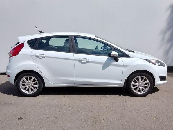Ford Fiesta Mk6 Рестайлинг с пробегом 2019 года, цена 1 250 000 рублей, 75140 км, хэтчбек, Автокод Объявления