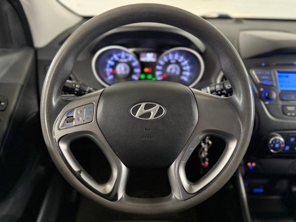Hyundai ix35 I Рестайлинг с пробегом 2015 года, цена 1 199 000 рублей, 210015 км, внедорожник, Автокод Объявления