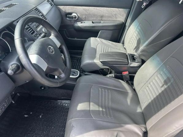 Nissan Tiida I Рестайлинг с пробегом 2010 года, цена 667 500 рублей, 243044 км, седан, Автокод Объявления