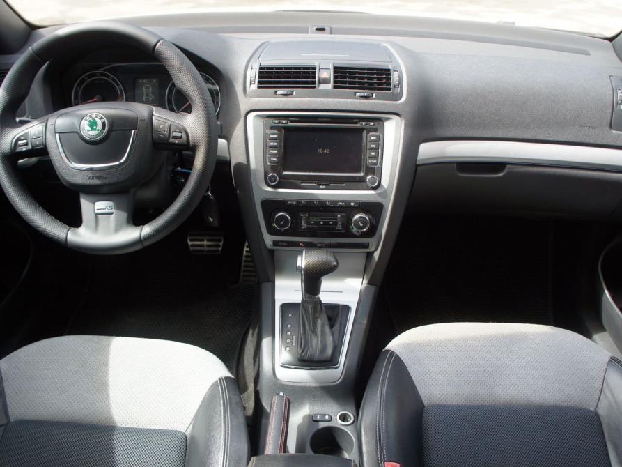 Skoda Octavia RS II Рестайлинг Березовский  - изображение 7