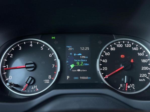 Toyota RAV4 V (XA50) с пробегом 2021 года, цена 3 715 000 рублей, 94887 км, внедорожник, Автокод Объявления