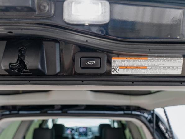 Toyota Land Cruiser 200 Series Рестайлинг 2 с пробегом 2020 года, цена 6 990 000 рублей, 128869 км, внедорожник, Автокод Объявления