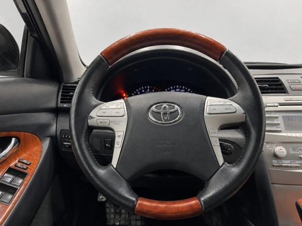 Toyota Camry VI (XV40) Рестайлинг с пробегом 2010 года, цена 1 250 000 рублей, 204560 км, седан, Автокод Объявления
