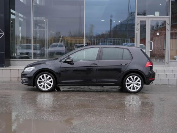 Volkswagen Golf VII Рестайлинг с пробегом 2017 года, цена 1 630 000 рублей, 75042 км, хэтчбек, Автокод Объявления