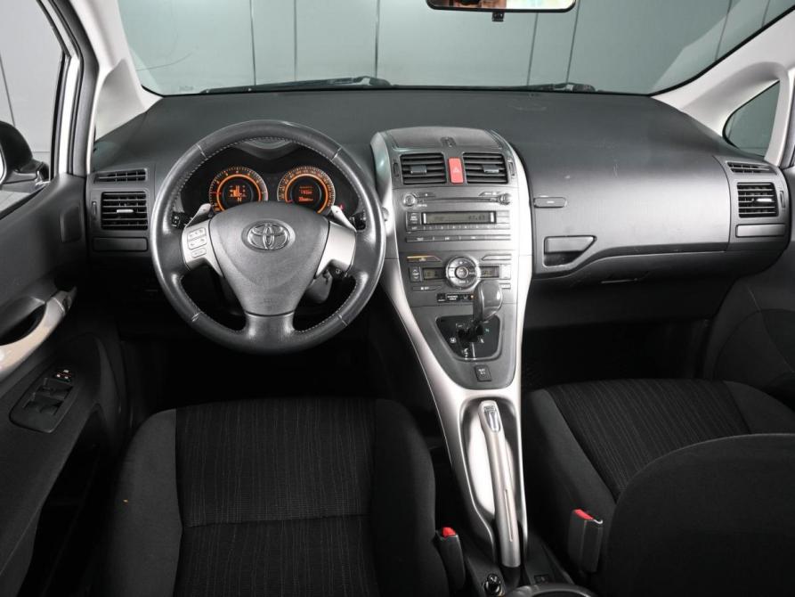 Toyota Auris I Ростов-на-Дону  - изображение 6