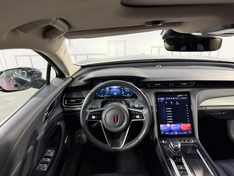 Hongqi H5 II Москва  - изображение 16