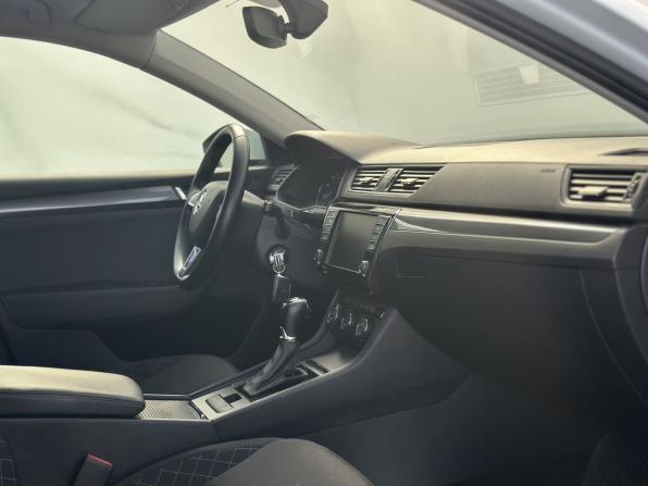 Skoda Superb III с пробегом 2016 года, цена 1 650 000 рублей, 183518 км, лифтбек, Автокод Объявления