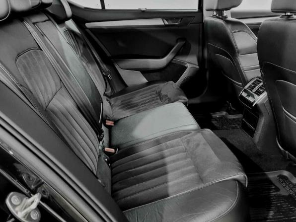 Skoda Superb III с пробегом 2015 года, цена 1 510 000 рублей, 197592 км, лифтбек, Автокод Объявления