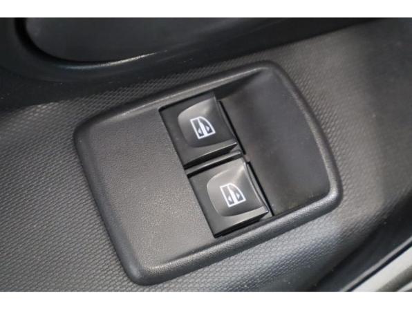 Renault Sandero II Рестайлинг с пробегом 2020 года, цена 1 235 000 рублей, 61444 км, хэтчбек, Автокод Объявления