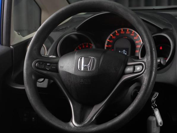 Honda Jazz II Рестайлинг с пробегом 2012 года, цена 1 029 000 рублей, 183215 км, хэтчбек, Автокод Объявления