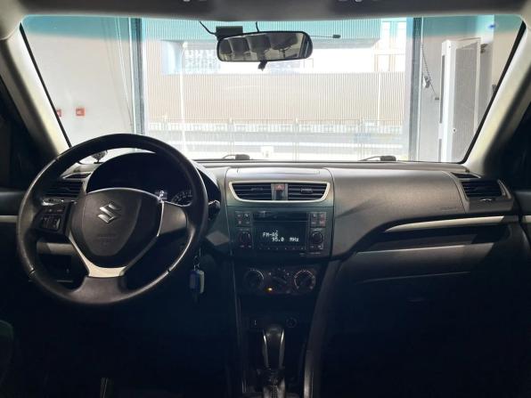 Suzuki Swift IV с пробегом 2011 года, цена 750 000 рублей, 176080 км, хэтчбек, Автокод Объявления