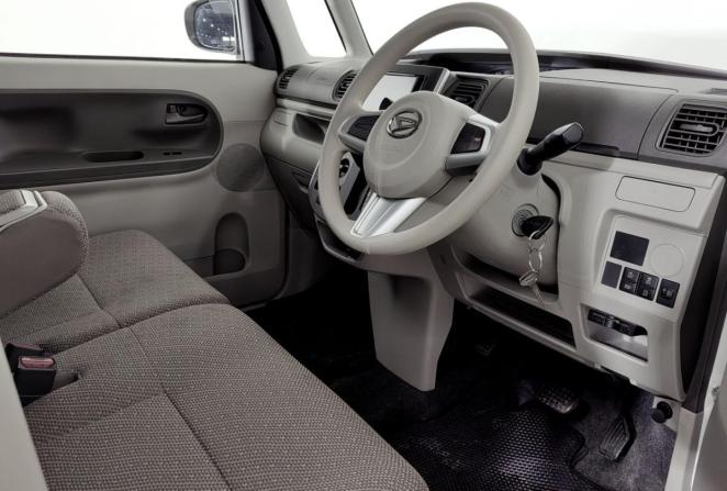 Daihatsu Tanto III Рестайлинг с пробегом 2018 года, цена 890 000 рублей, 104548 км, микровэн, Автокод Объявления