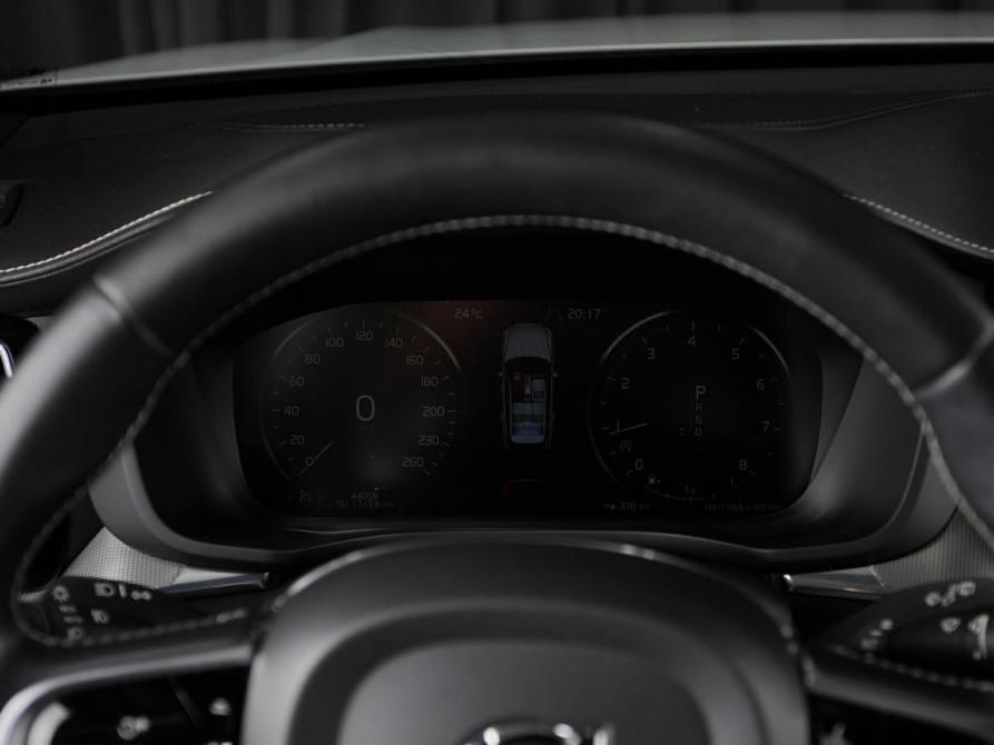 Volvo XC60 II Москва  - изображение 12