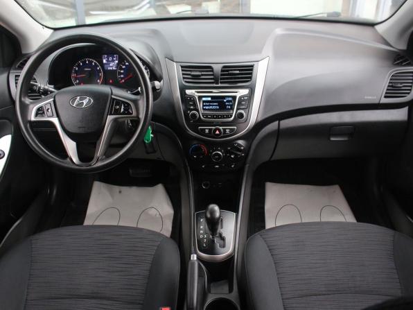 Hyundai Solaris I Рестайлинг с пробегом 2015 года, цена 970 000 рублей, 94581 км, седан, Автокод Объявления