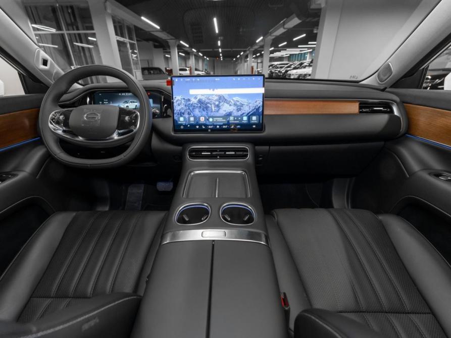GAC Trumpchi S9 Москва  - изображение 8