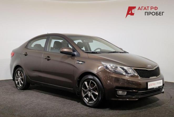 Kia Rio III Рестайлинг с пробегом 2015 года, цена 900 000 рублей, 189745 км, седан, Автокод Объявления