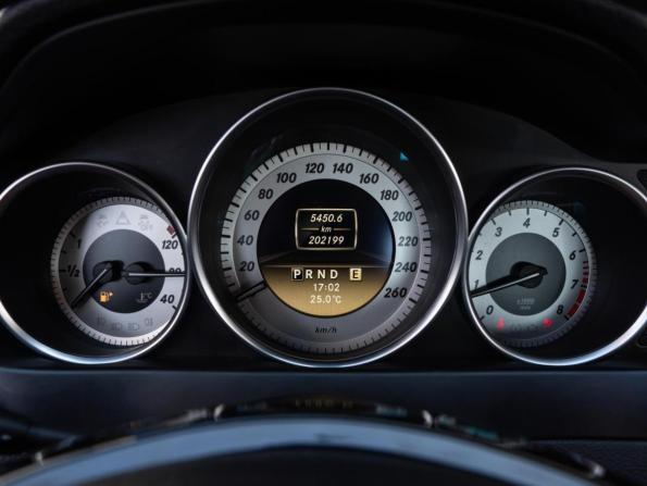 Mercedes-Benz C-Класс III (W204) Рестайлинг с пробегом 2012 года, цена 1 299 000 рублей, 202199 км, седан, Автокод Объявления