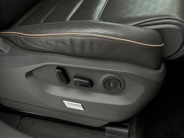 Volkswagen Touareg III с пробегом 2018 года, цена 3 798 900 рублей, 153158 км, внедорожник, Автокод Объявления