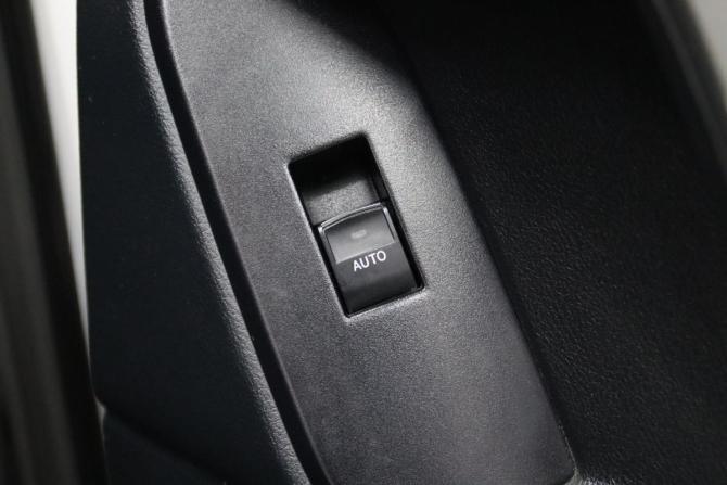 Toyota Land Cruiser Prado 150 Series с пробегом 2013 года, цена 2 465 650 рублей, 327780 км, внедорожник, Автокод Объявления