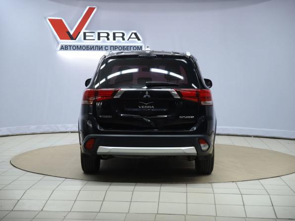 Mitsubishi Outlander III Рестайлинг 2 с пробегом 2016 года, цена 1 390 000 рублей, 235167 км, внедорожник, Автокод Объявления