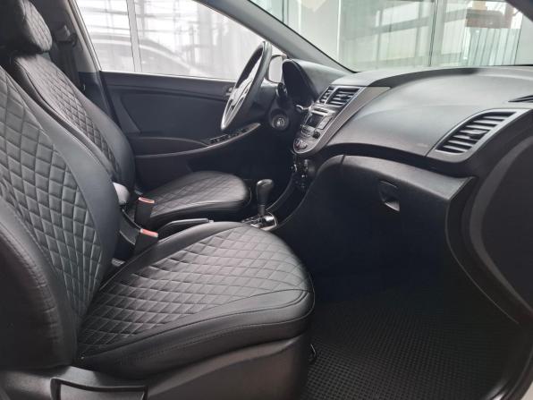Hyundai Solaris I Рестайлинг с пробегом 2016 года, цена 963 000 рублей, 98000 км, хэтчбек, Автокод Объявления