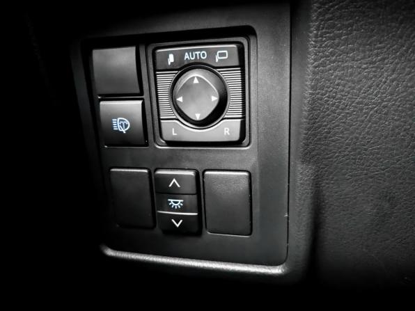 Toyota Land Cruiser Prado 150 Series Рестайлинг 3 с пробегом 2021 года, цена 6 770 000 рублей, 58000 км, внедорожник, Автокод Объявления
