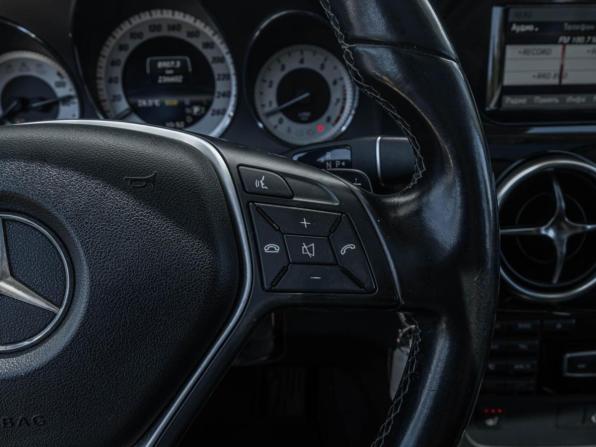 Mercedes-Benz GLK-Класс I (X204) Рестайлинг с пробегом 2012 года, цена 2 288 000 рублей, 236602 км, внедорожник, Автокод Объявления