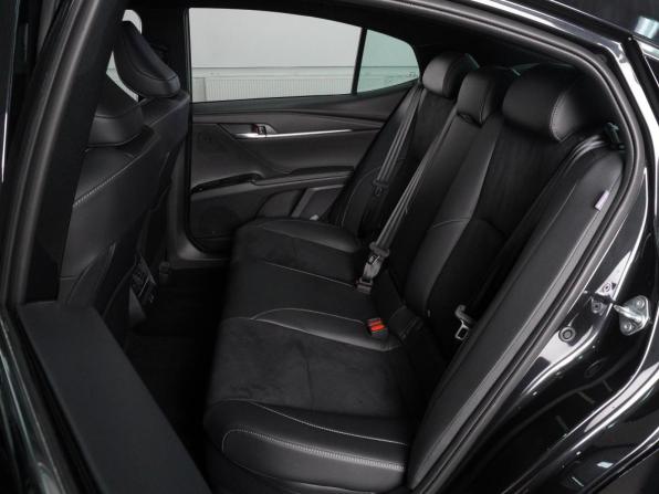 Toyota Camry IX (XV80) China Market с пробегом 2026 года, цена 4 574 000 рублей, 137 км, седан, Автокод Объявления