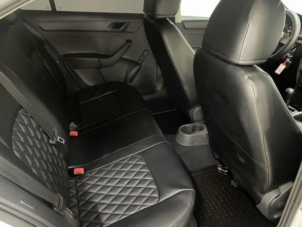 Skoda Rapid I с пробегом 2015 года, цена 925 000 рублей, 168053 км, лифтбек, Автокод Объявления