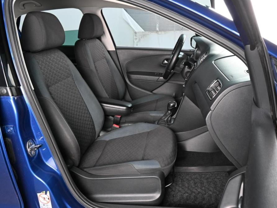 Volkswagen Polo V Рестайлинг Ростов-на-Дону  - изображение 8